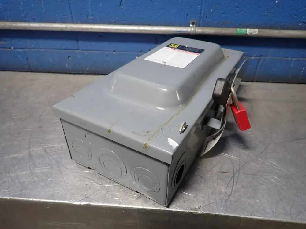 Square D 100 Amps Fusible Disconnect - D323n