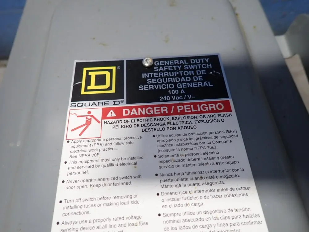 Square D 100 Amps Fusible Disconnect - D323n