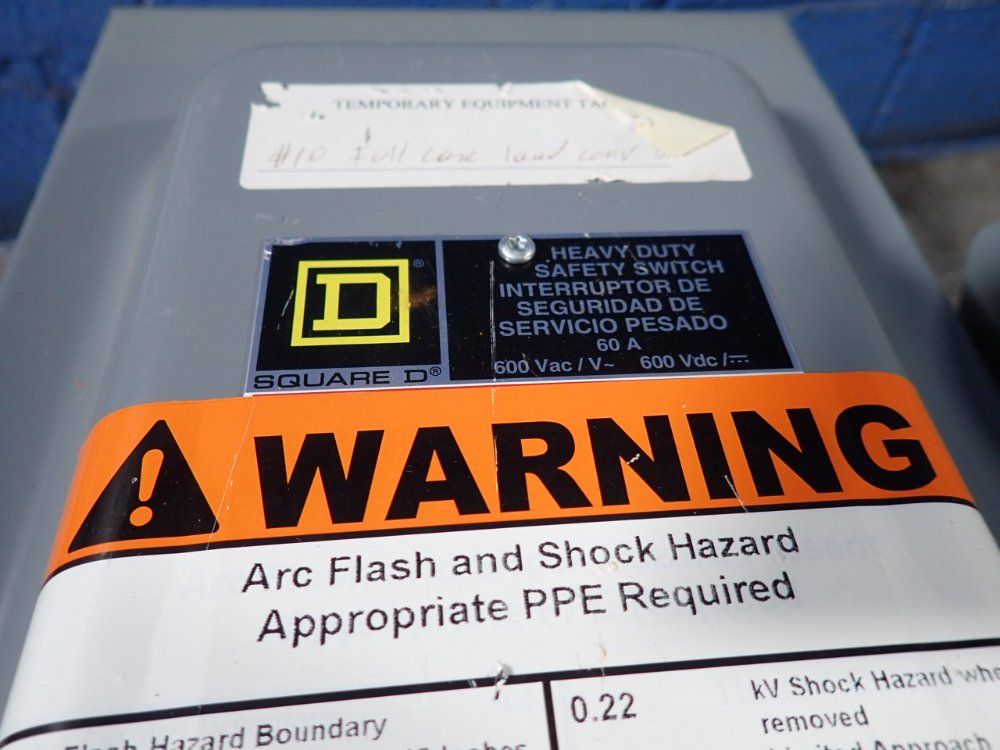 Square D 60 Amps Non Fusible Disconnect - Hu362