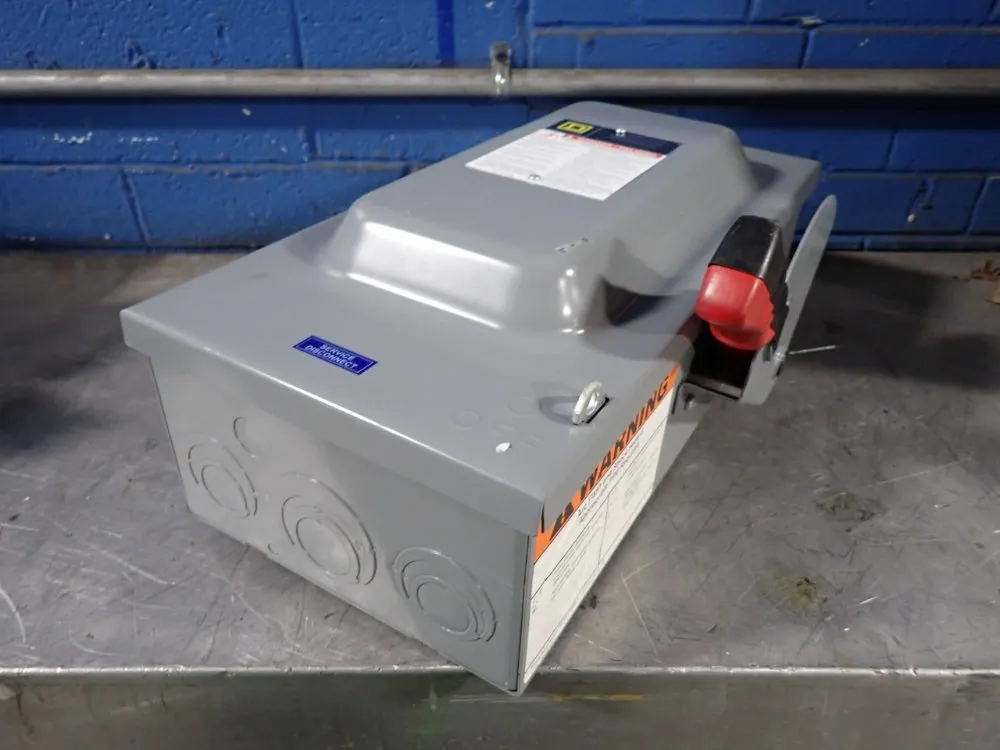 Square D 60 Amps Non Fusible Disconnect - Hu362