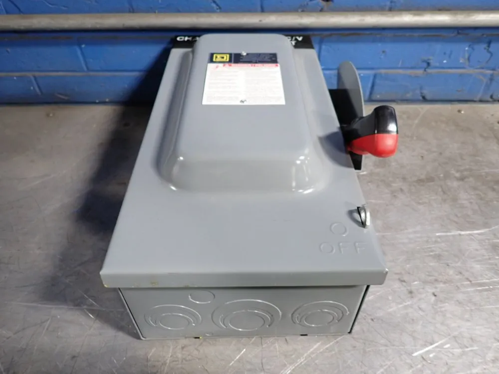 Square D 60 Amps Non Fusible Disconnect - Hu362