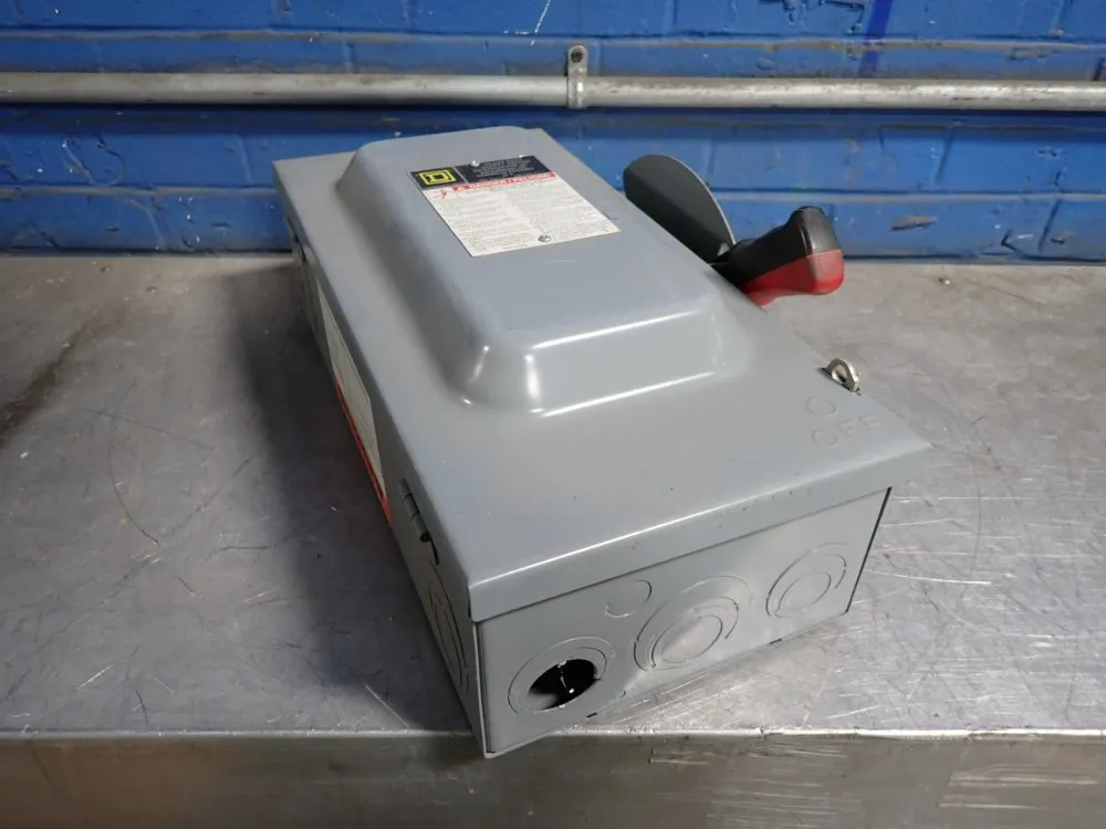 Square D 60 Amps Non Fusible Disconnect - Hu362