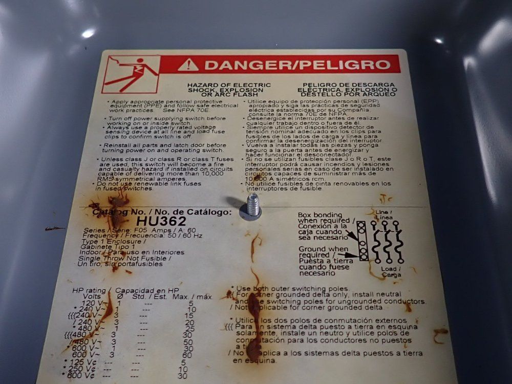Square D 60 Amps Non Fusible Disconnect - Hu362