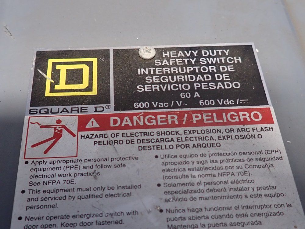 Square D 60 Amps Non Fusible Disconnect - Hu362