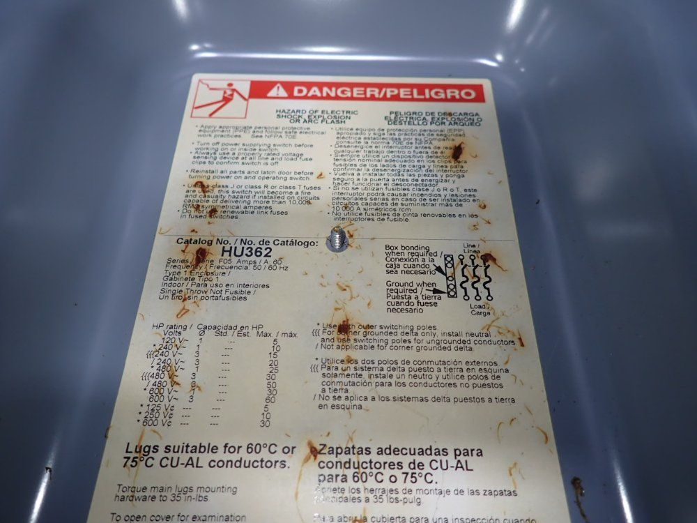 Square D 60 Amps Non Fusible Disconnect - Hu362