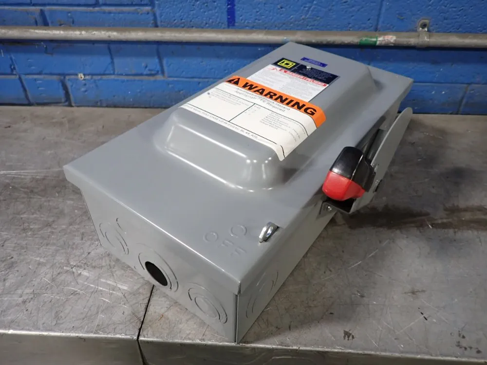 Square D 60 Amps Non Fusible Disconnect - Hu362