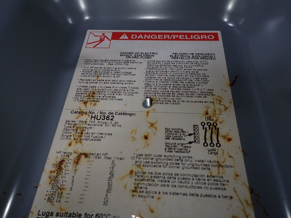 Square D 60 Amps Non Fusible Disconnect - Hu362