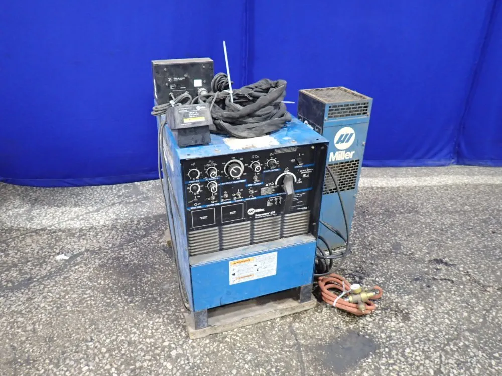 Miller 250 A Welder - Syncrowave 250