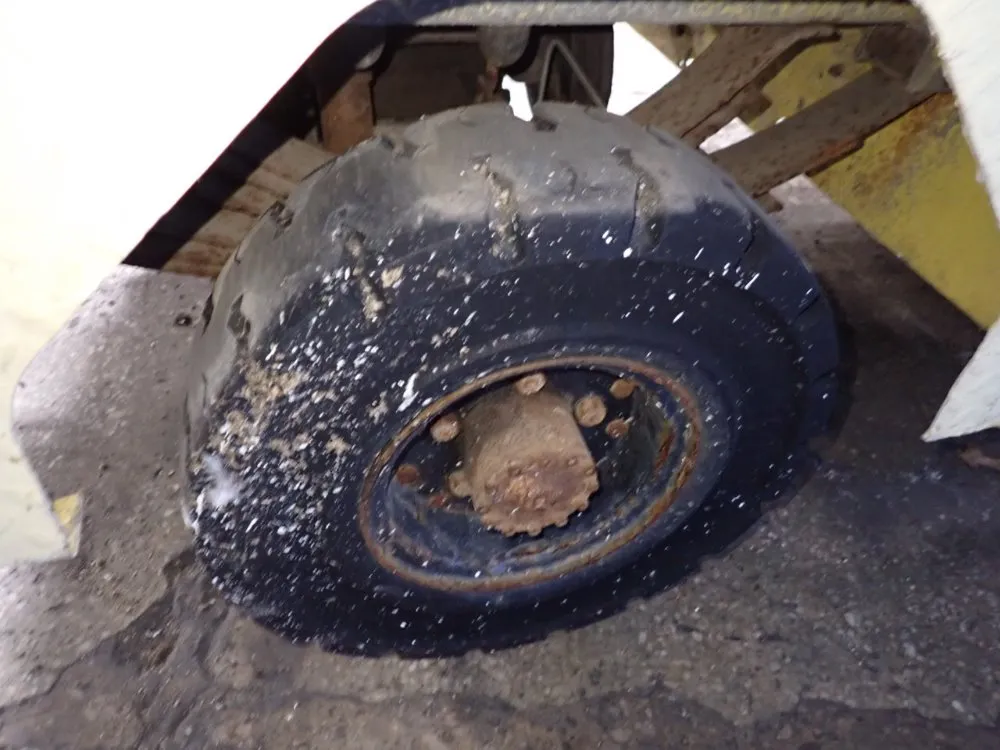 Cushman 5000 Lbs Utility Vehicle - Titan 5000 Lb