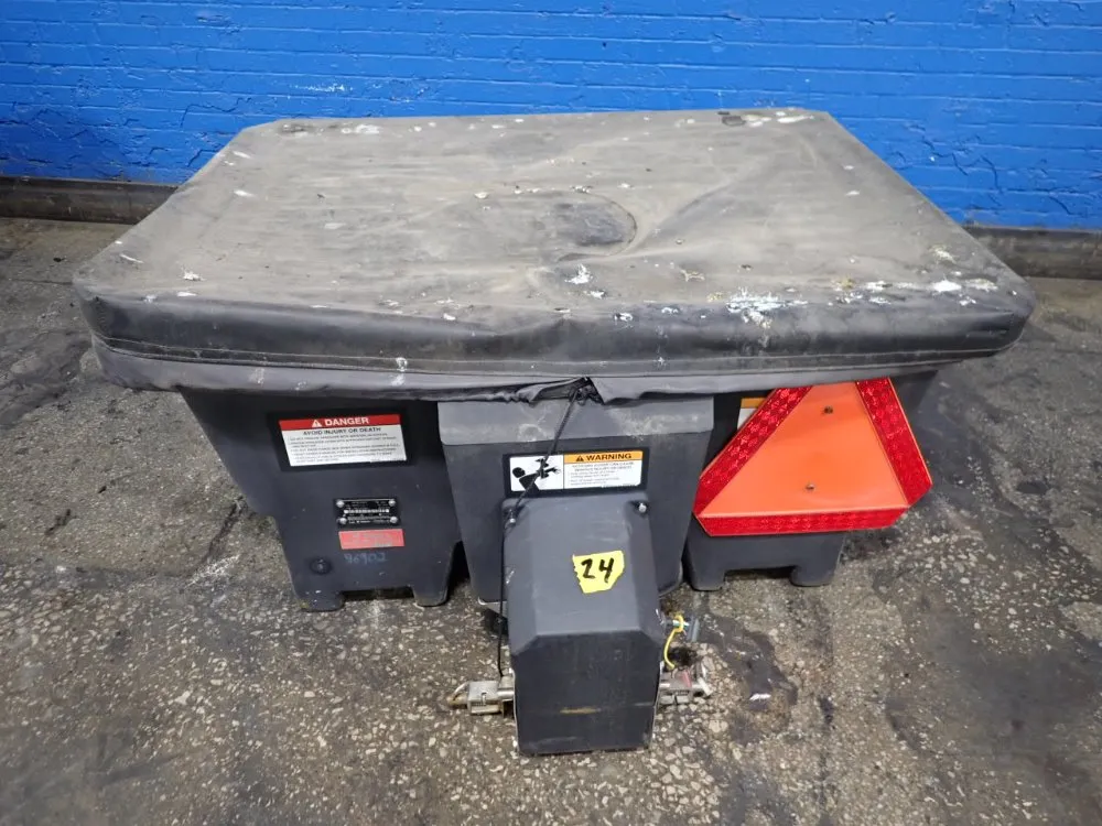 Bobcat Salt Spreader - Spdr-7-uv