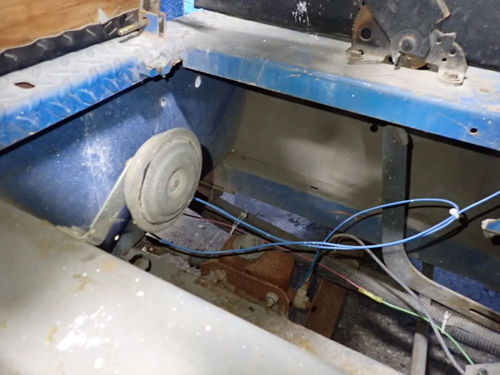 Taylor-dunn Utility Vehicle