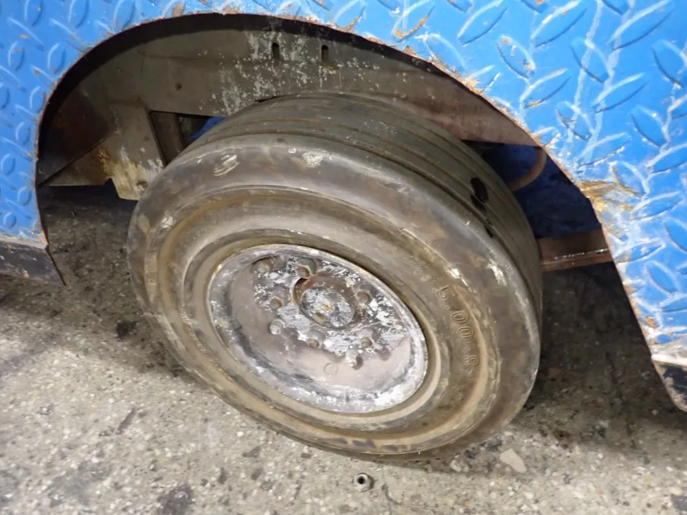 Taylor-dunn Utility Vehicle