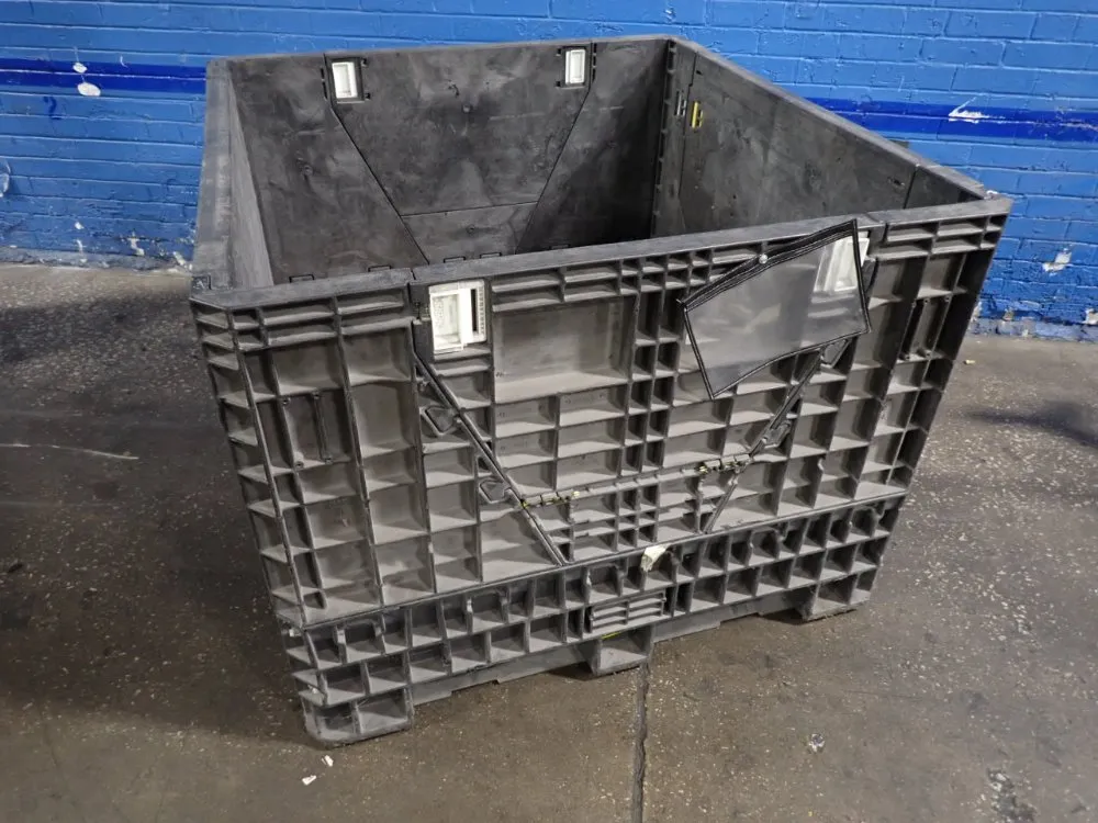 Orbis 44 1/2"x41 1/2"x28" Collapsible Plastic Crate