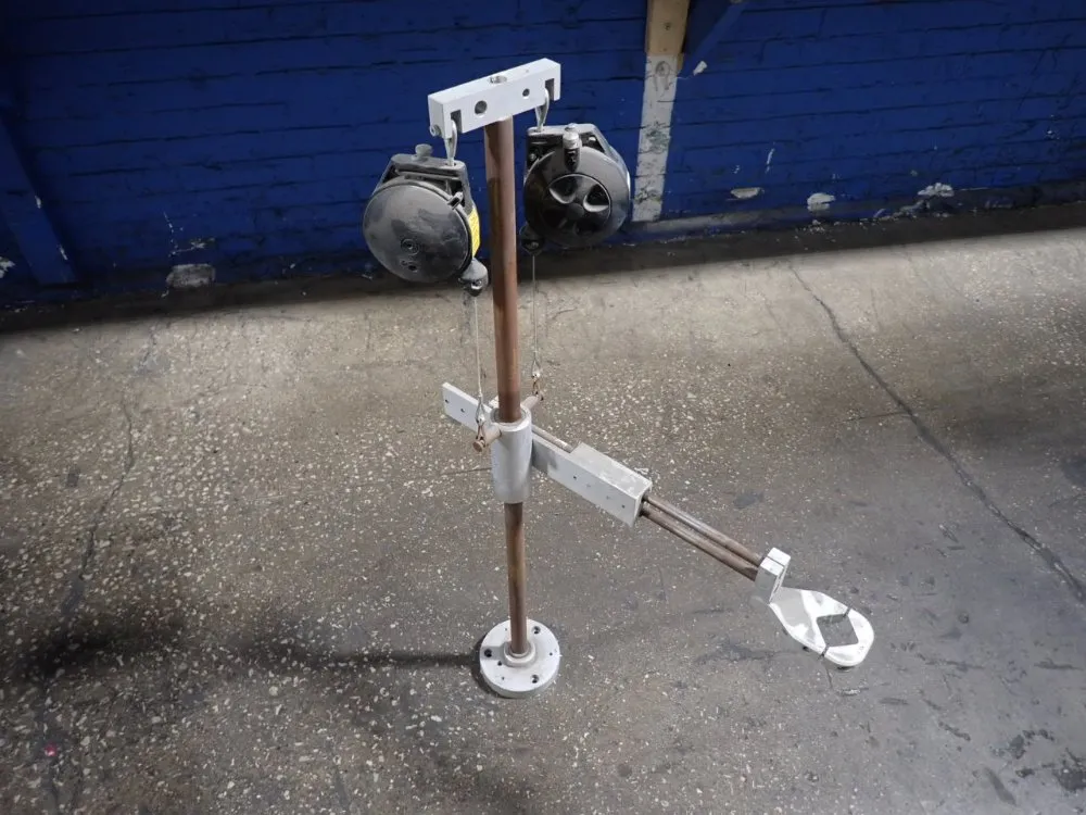 Torque Reaction Positioning Arm