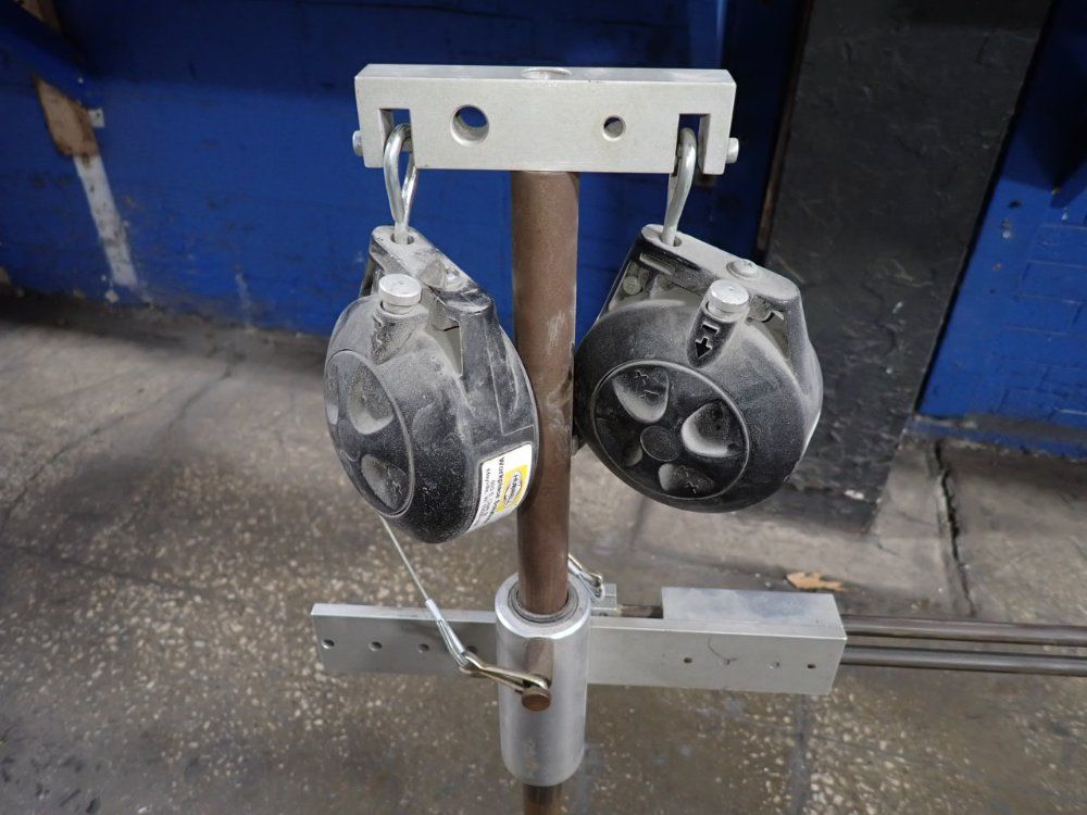 Torque Reaction Positioning Arm