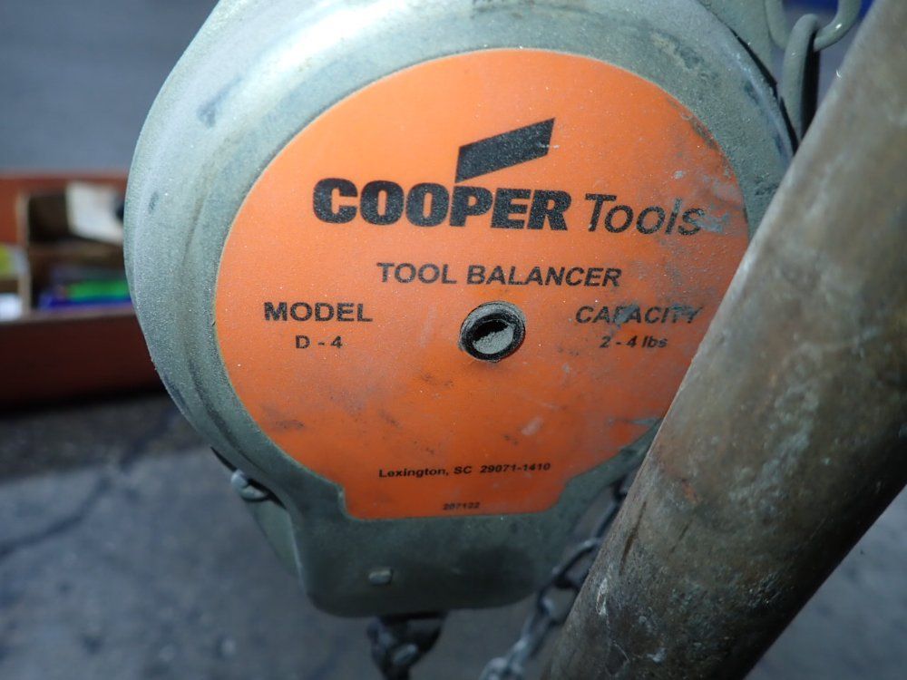 Torque Reaction Positioning Arm