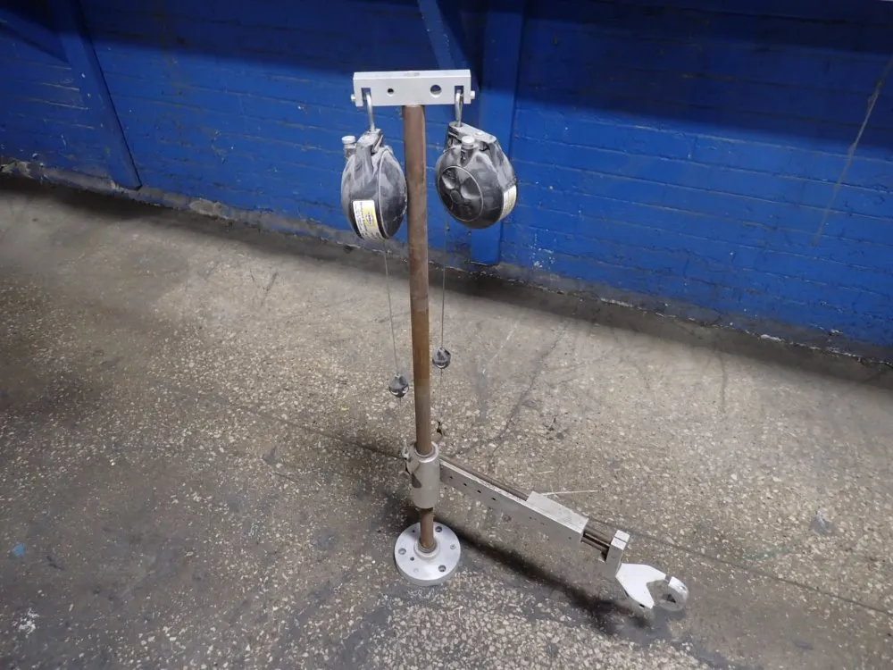 Torque Reaction Positioning Arm