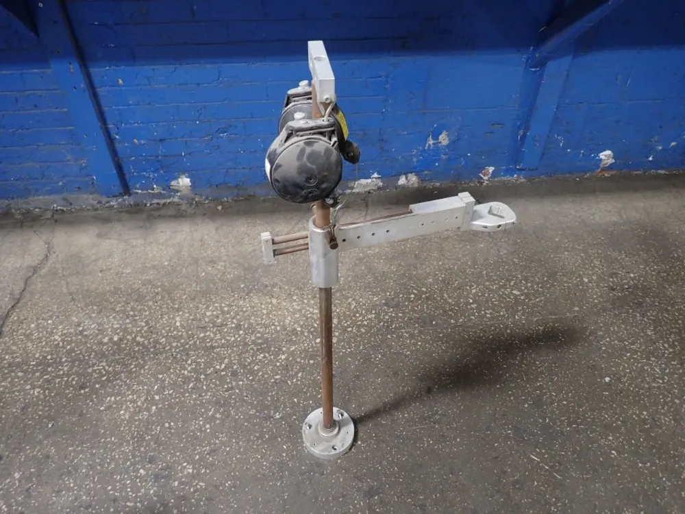 Torque Reaction Positioning Arm