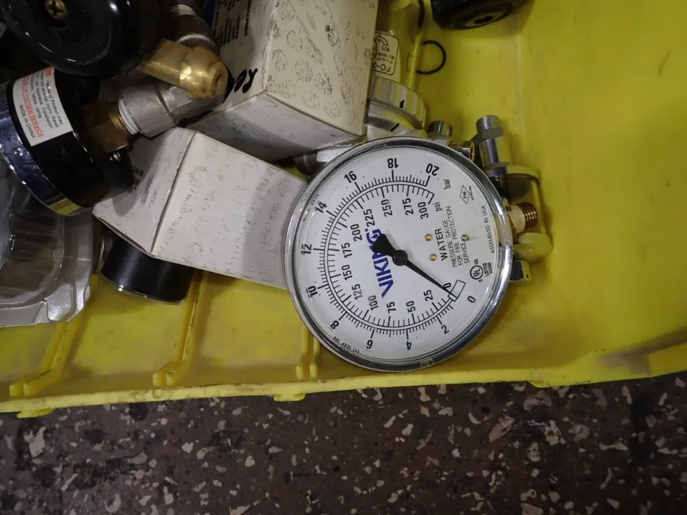 Valves / Gauges