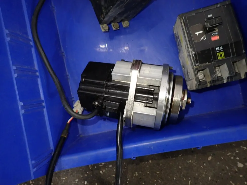 Circuit Breakers / Motor