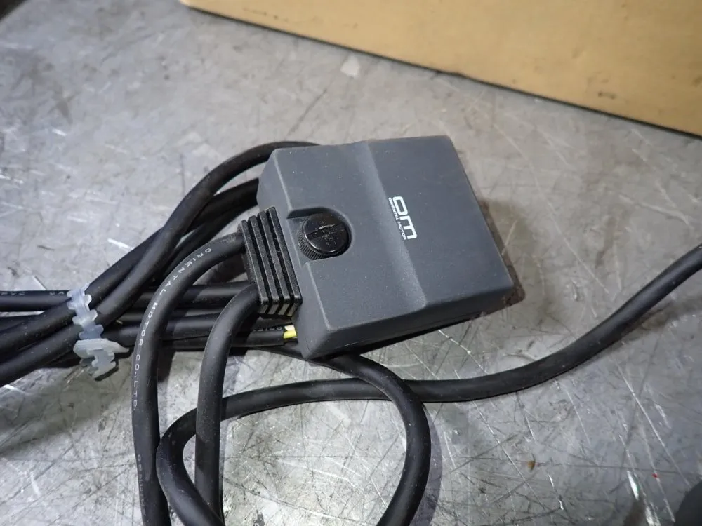 Oriental Motor Speed Control Motor - Psh425-401t