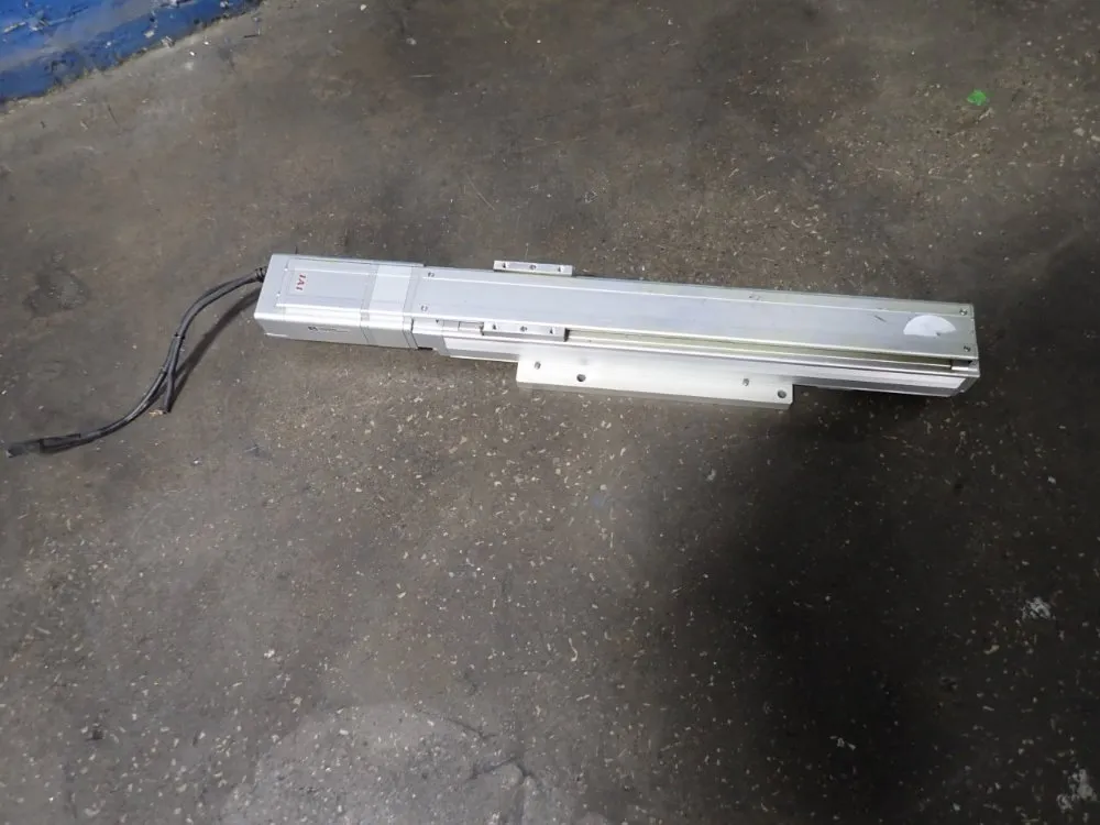 Iai Corporation Linear Actuator - Rcs3-sa8c-i-150-20-350-t2-r10-a1r-b
