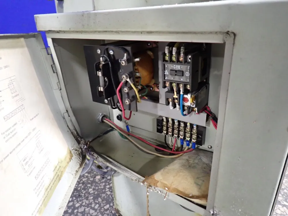 Kent Industrial Co. 12" X 6" Surface Grinder - Kgs-200