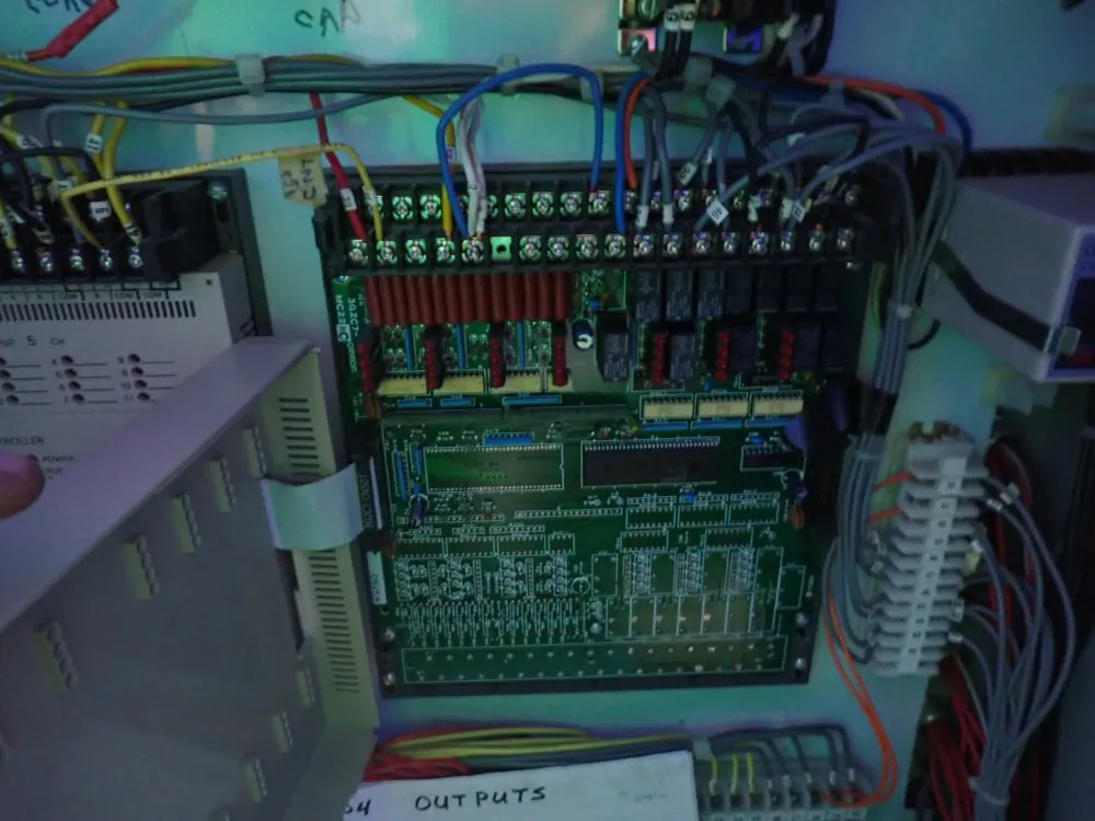 V-mark Automation Inc 22" Rotary Labeling Machine