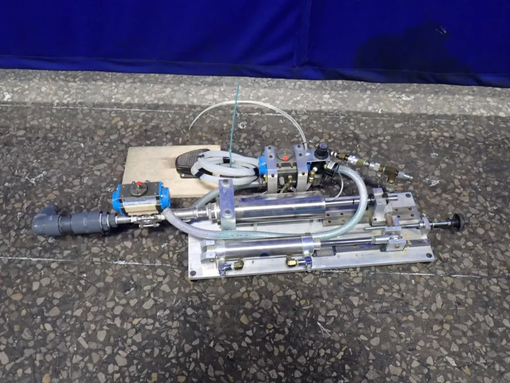 Semi-auto Pneumatic Liquid And Paste Filling Machine