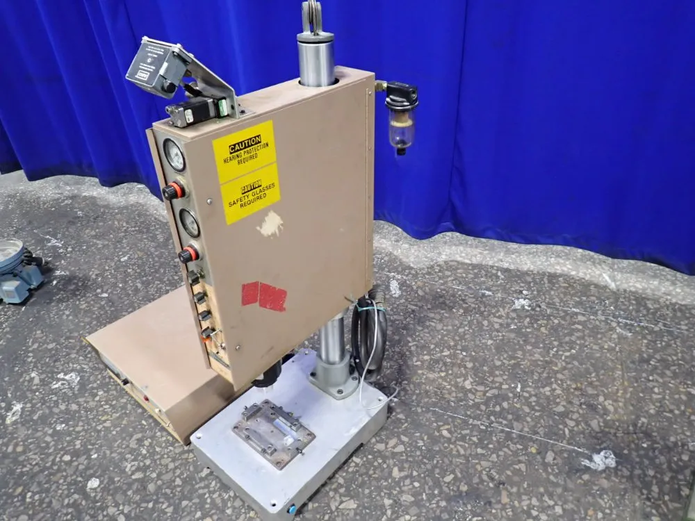 Sonobond 150 Psi Ultrasonic Welder