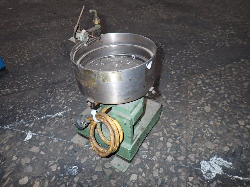 8" Vibratory Parts Feeder