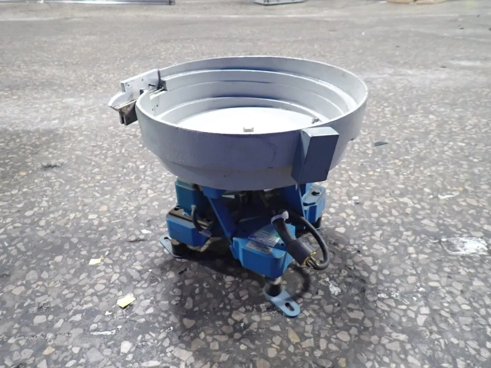 Syntron Co. 17" Vibratory Parts Feeder - Eb112