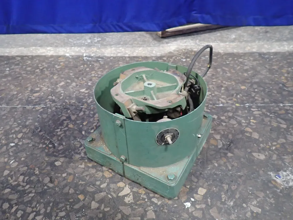 Syntron Co. Vibratory Parts Feeder Base - Eba-01-c