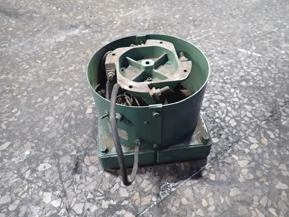 Syntron Co. Vibratory Parts Feeder Base - Eba-01-c