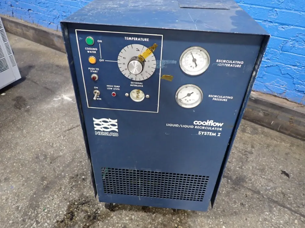 Neslab Chiller