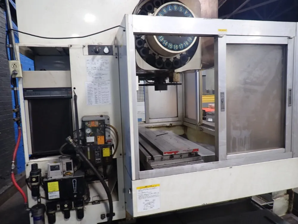 Kitamura 35" X 15" Table Cnc Vmc - Mycenter 3x