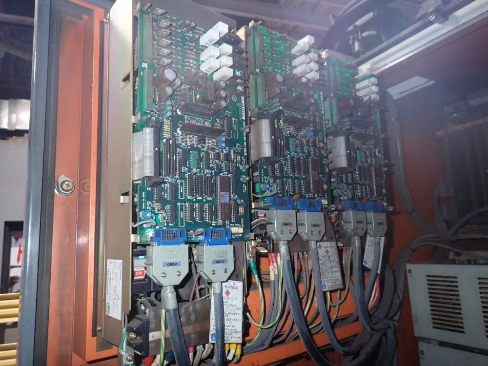 Kitamura 35" X 15" Table Cnc Vmc - Mycenter 3x