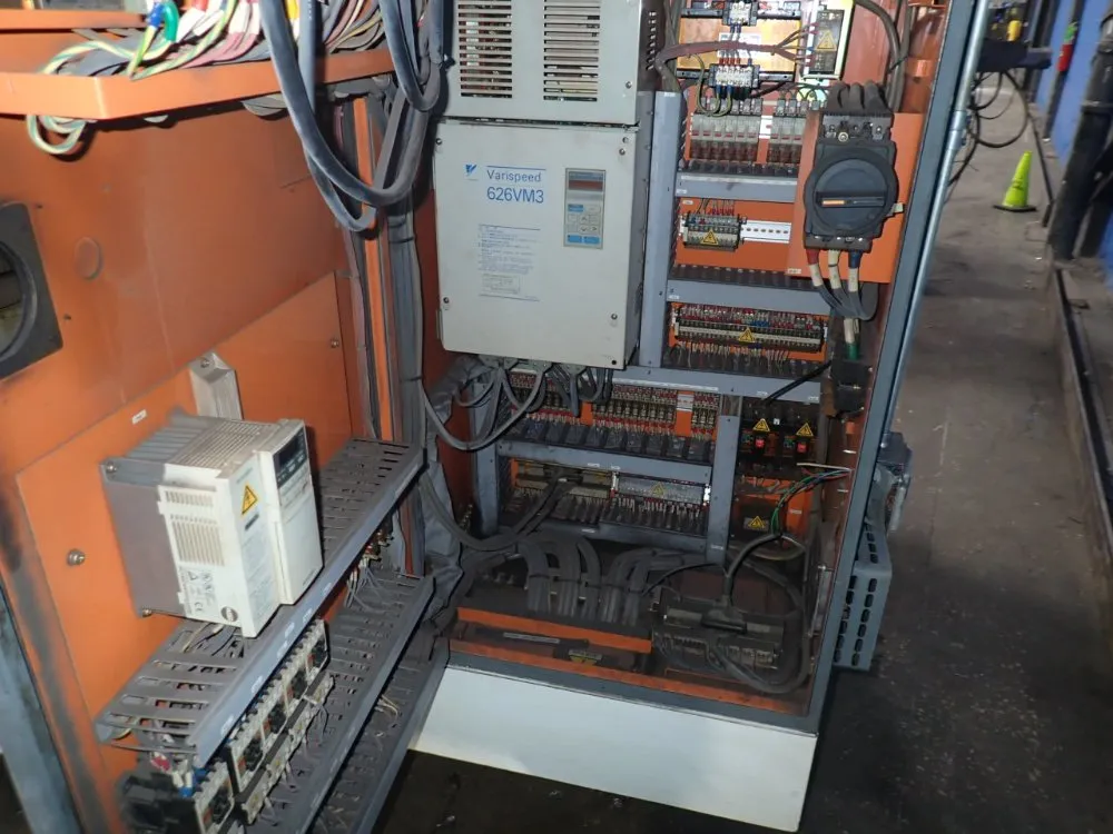 Kitamura 35" X 15" Table Cnc Vmc - Mycenter 3x