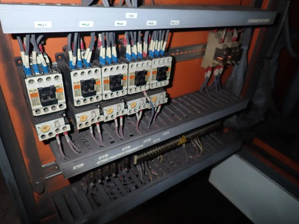 Kitamura 35" X 15" Table Cnc Vmc - Mycenter 3x