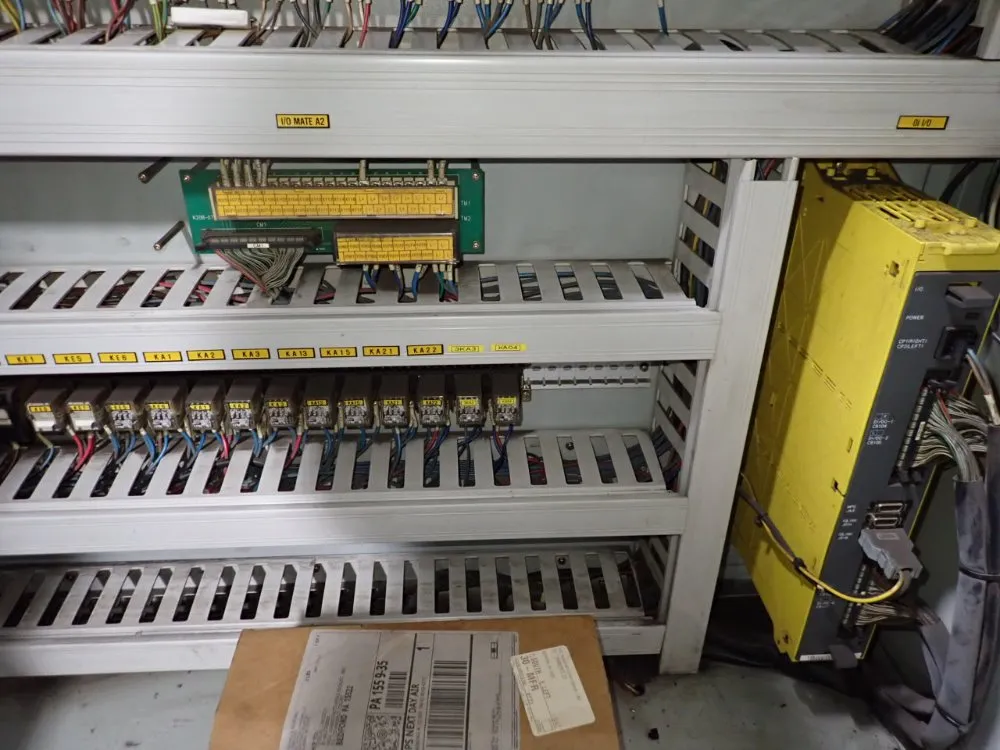 Hyundai Kia 17" X 36" Cnc Vmc - Kv45