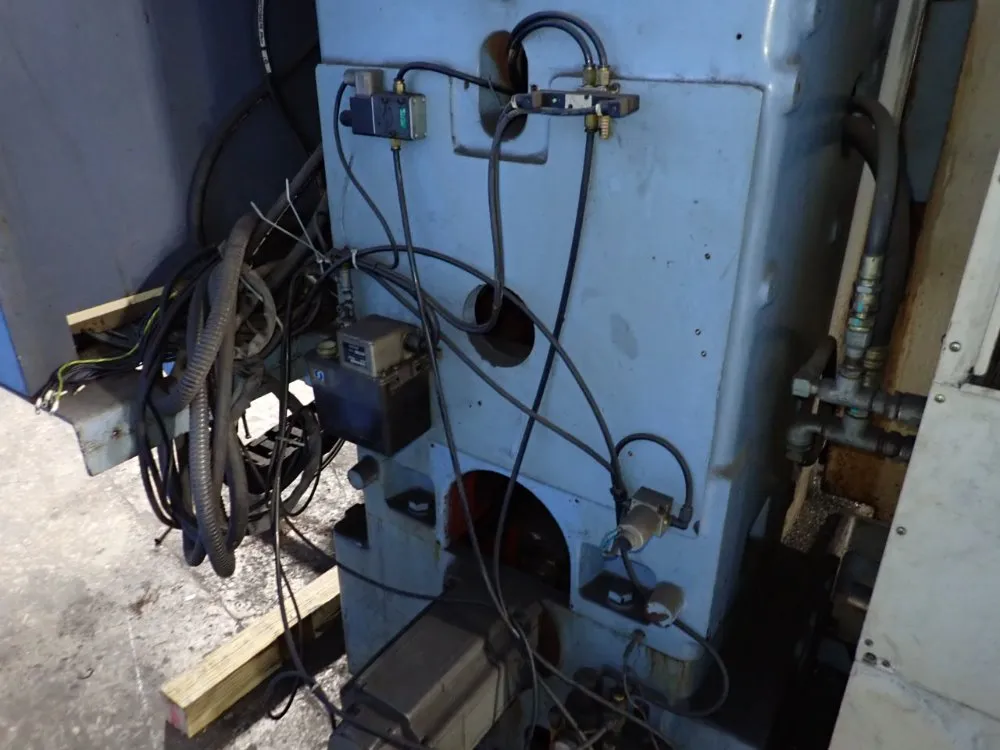 Okk 25 1/2" X 67" Cnc Vmc - Mcv-660