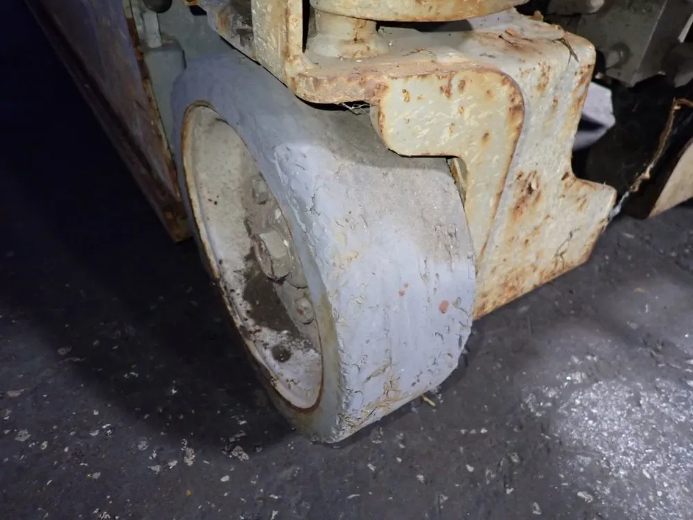 Skyjack 550 Lbs Scissor Lift - Sj Iii-3219