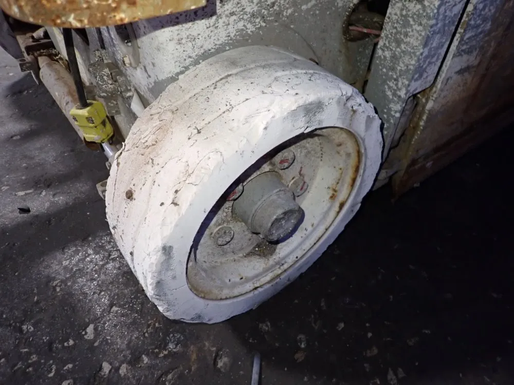 Skyjack 550 Lbs Scissor Lift - Sj Iii-3219