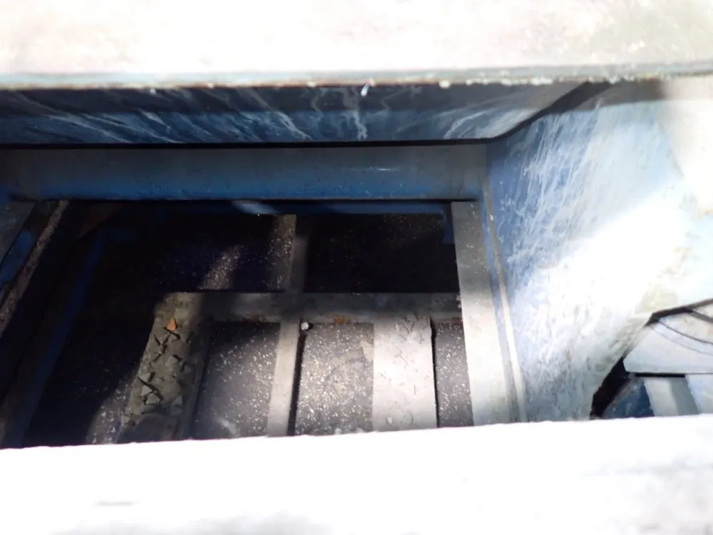 28" X 24" Vibratory Finisher