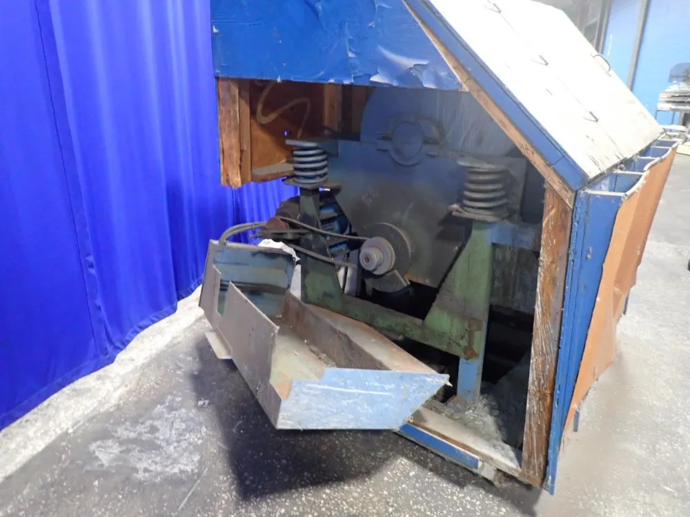 28" X 24" Vibratory Finisher