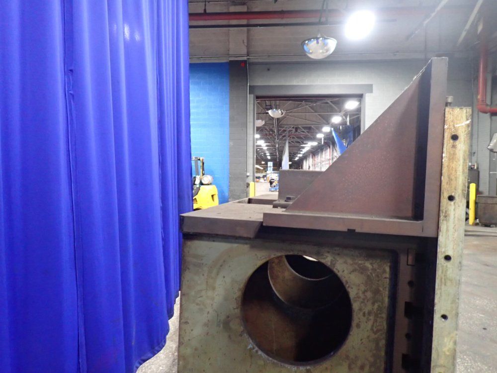 Giddings & Lewis Machine Tool 72" X 34" X 66" Tombstone - 30x48x24