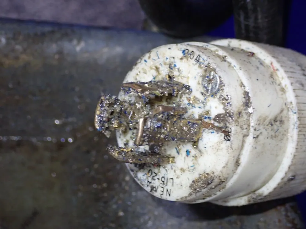 Clausing 14" X 30" Lathe - 6903