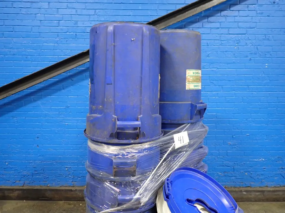 Rubbermaid Recycle Bins