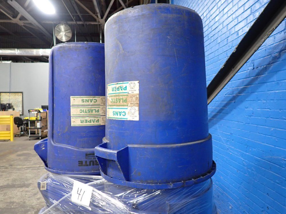 Rubbermaid Recycle Bins