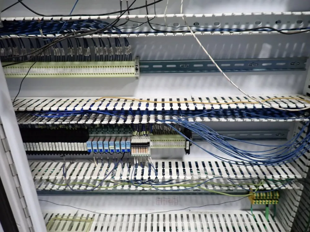 Lomar Machine & Tool Co. Control Panel And Hydraulic Unit - Endform, Bend